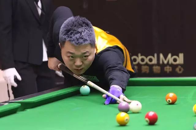 的卓越表现 的卓越表现