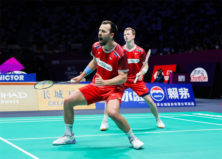 过亮眼表现 过亮眼表现