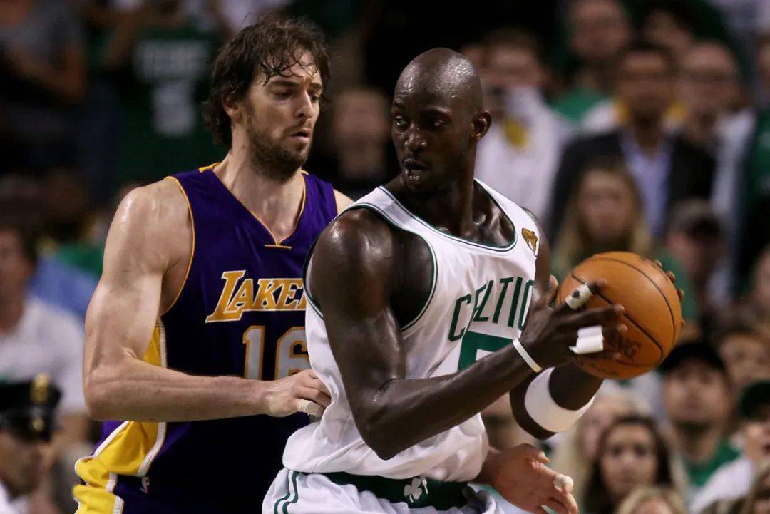 江苏女排全 江苏女排全